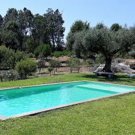 Casa de Campo Quinta Da Pedra Mija *