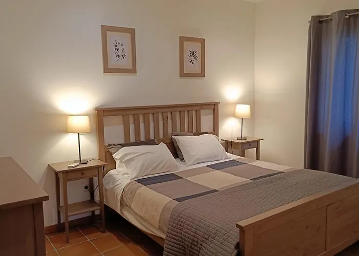 Quinta Da Pedra Mija * Santar